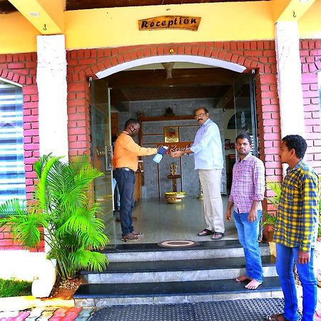 G S Resort Velankanni Exterior foto