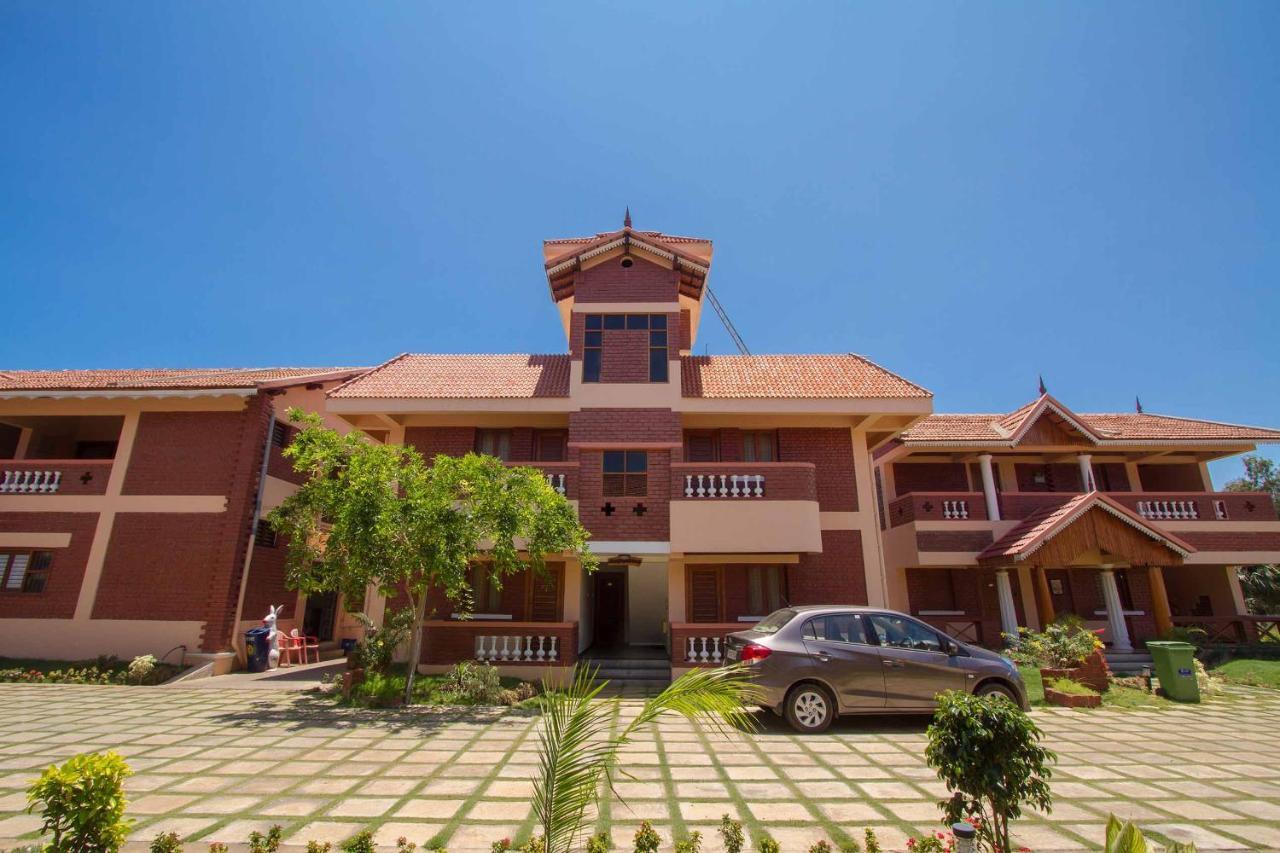 G S Resort Velankanni Exterior foto